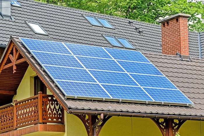 Les onduleurs solaires : fonctionnement et avantages