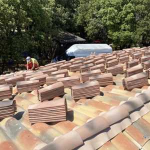 BOCCA COUVERTURE, COUVREUR MONTPELLIER, un charpentier à Mazamet